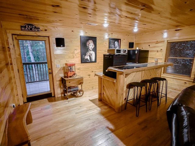 4723 Riversong Ridge Way, Sevierville, TN 37876