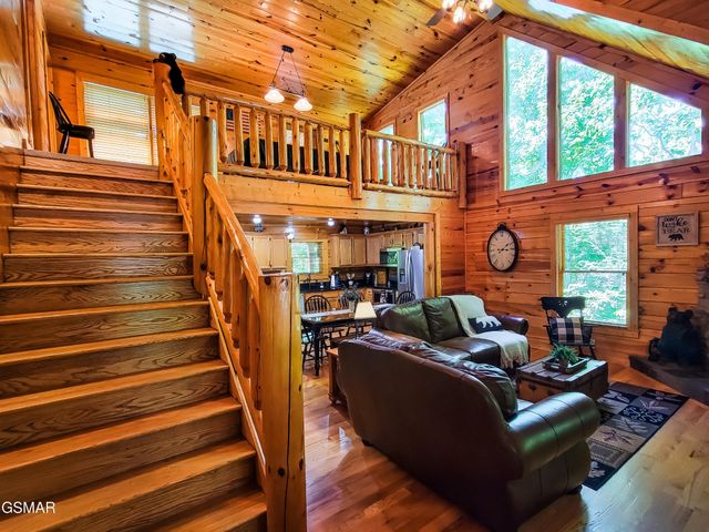 4723 Riversong Ridge Way, Sevierville, TN 37876