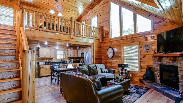 4723 Riversong Ridge Way, Sevierville, TN 37876