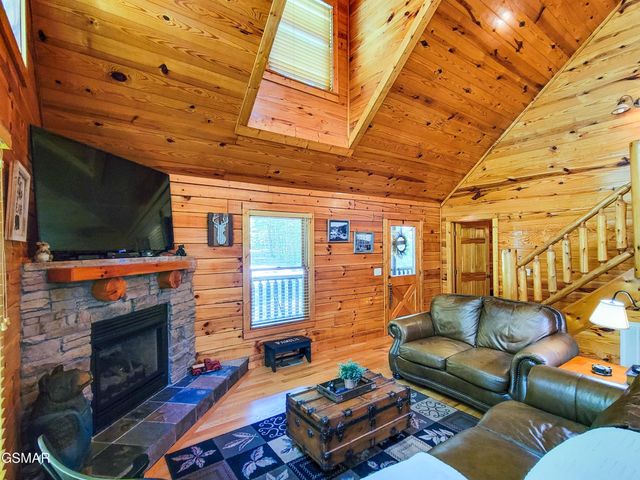 4723 Riversong Ridge Way, Sevierville, TN 37876