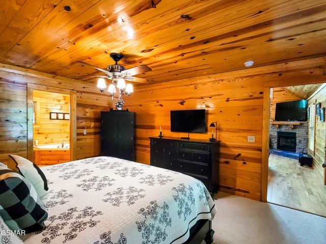 4723 Riversong Ridge Way, Sevierville, TN 37876