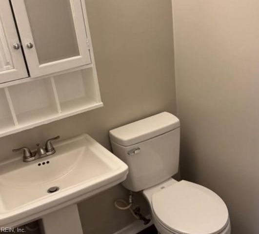 448 Hill Meadow DR, Virginia Beach, VA 23454