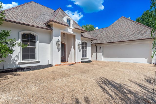 9018 Wisterian Way, Shreveport, LA 71106