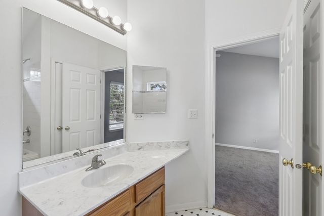 2986 Waters Edge Circle, Aurora, IL 60504