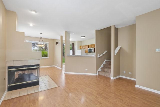 2986 Waters Edge Circle, Aurora, IL 60504