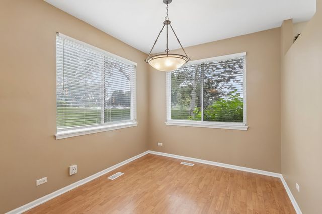 2986 Waters Edge Circle, Aurora, IL 60504