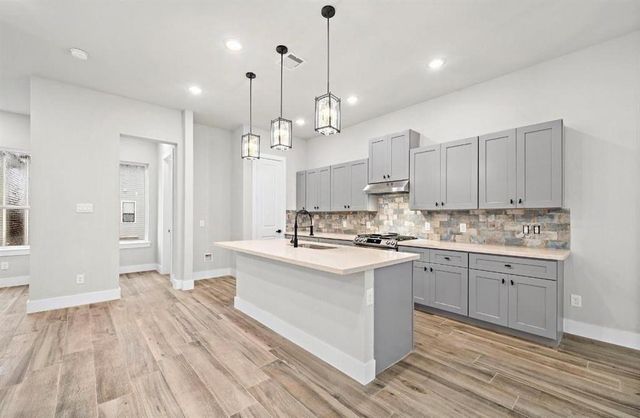 232 W 28th Street A, Houston, TX 77008
