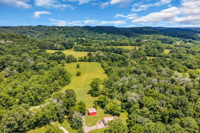 1204 Madison Creek Rd, Goodlettsville, TN 37072