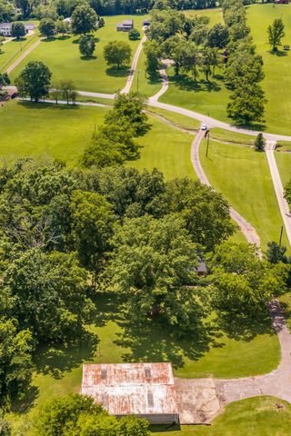 1204 Madison Creek Rd, Goodlettsville, TN 37072