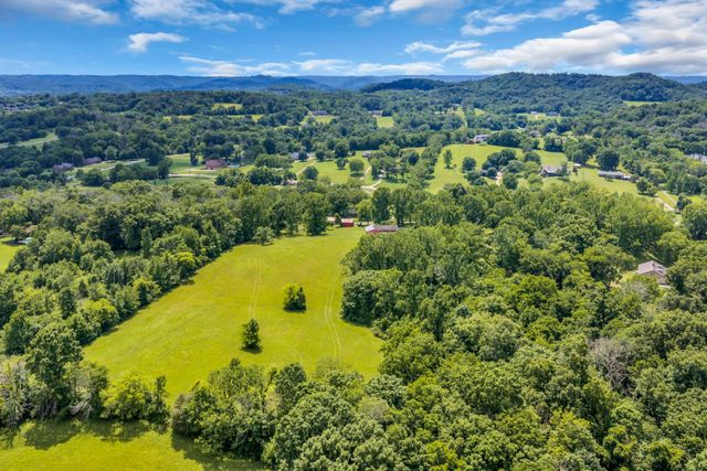 1204 Madison Creek Rd, Goodlettsville, TN 37072