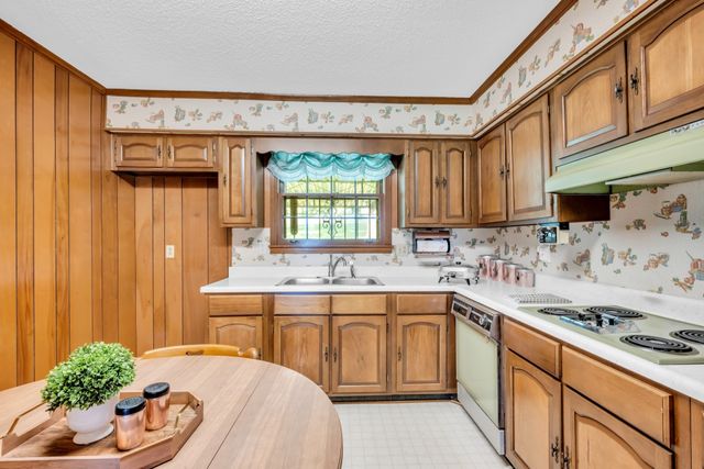 1204 Madison Creek Rd, Goodlettsville, TN 37072