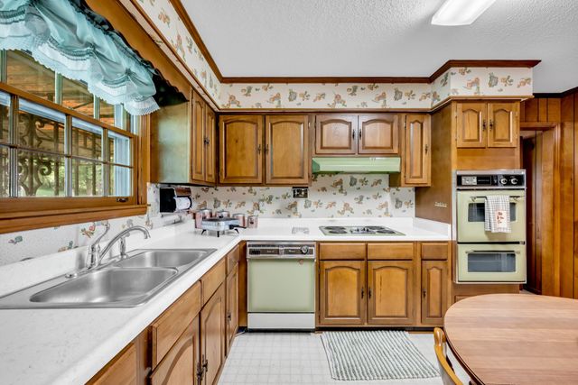 1204 Madison Creek Rd, Goodlettsville, TN 37072