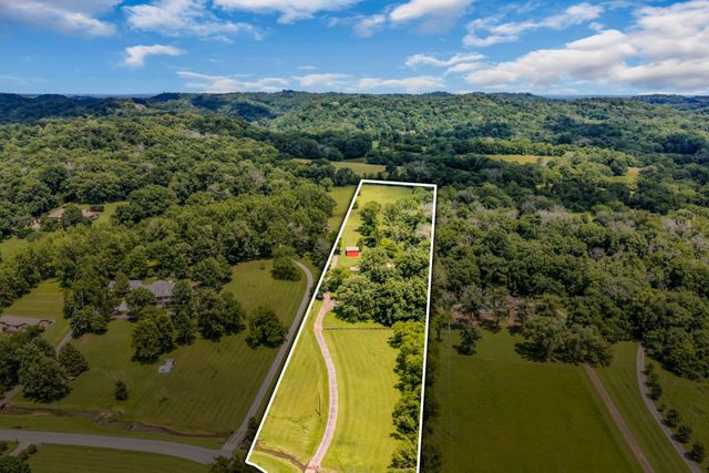 1204 Madison Creek Rd, Goodlettsville, TN 37072