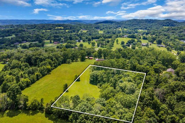 1204 Madison Creek Rd, Goodlettsville, TN 37072