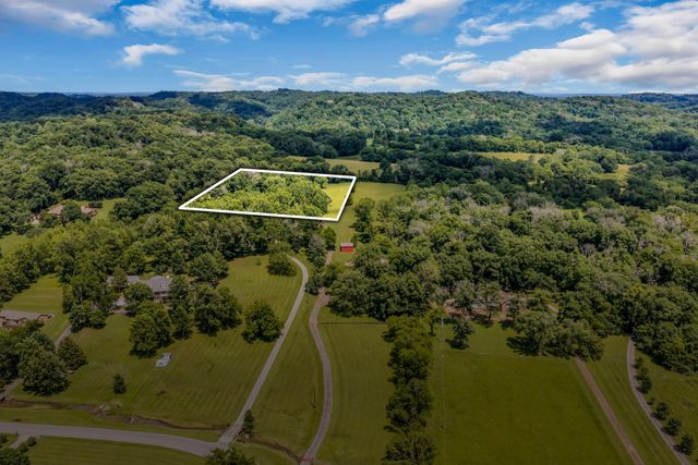 1204 Madison Creek Rd, Goodlettsville, TN 37072