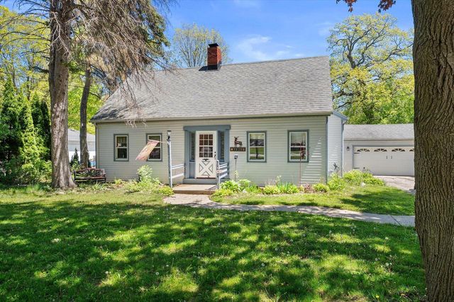 3020 124th STREET, West Allis, WI 53227