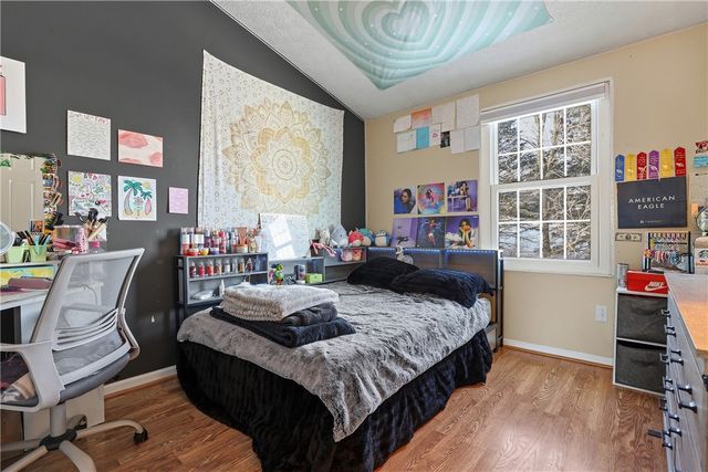 2518 Hawthorne Dr, North Fayette, PA 15071