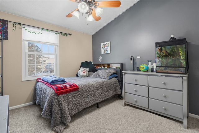 2518 Hawthorne Dr, North Fayette, PA 15071