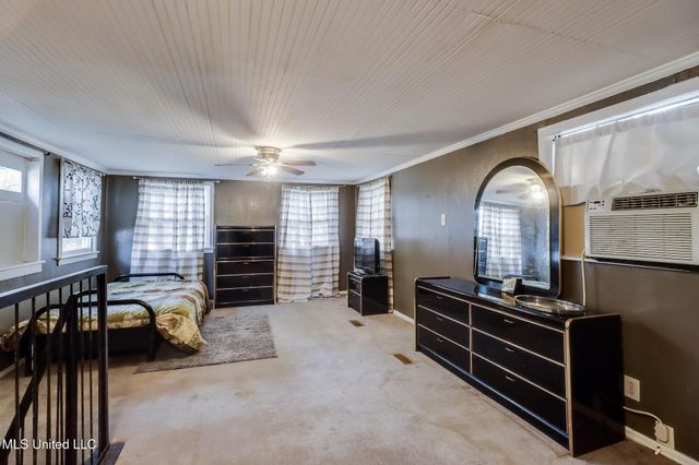 2704 Pine Avenue, Gulfport, MS 39501