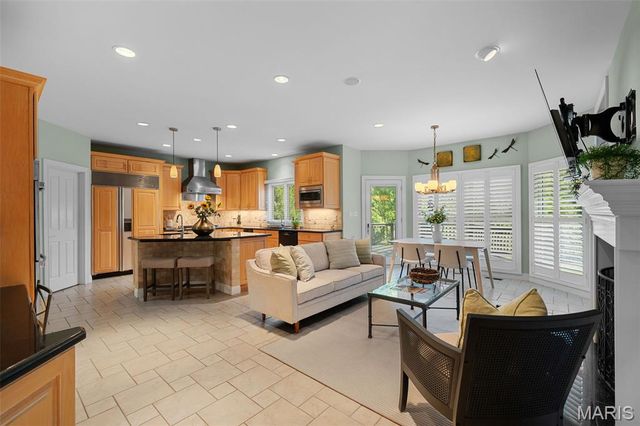 17702 Horse Creek Court, Chesterfield, MO 63005