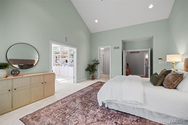 17702 Horse Creek Court, Chesterfield, MO 63005