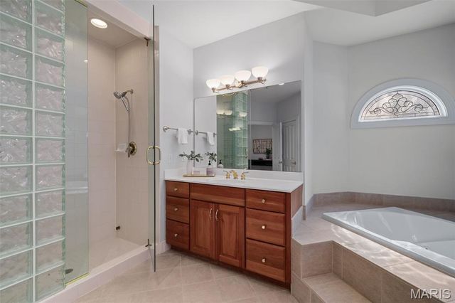 17702 Horse Creek Court, Chesterfield, MO 63005