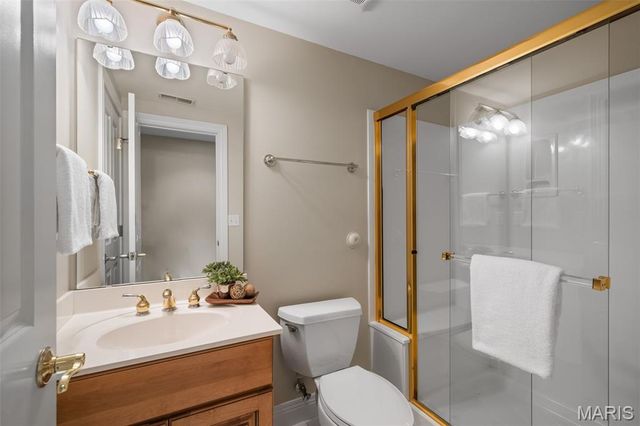 17702 Horse Creek Court, Chesterfield, MO 63005