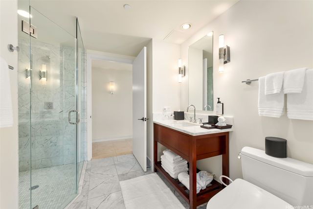 223 Saratoga Road 3501, Honolulu, HI 96815
