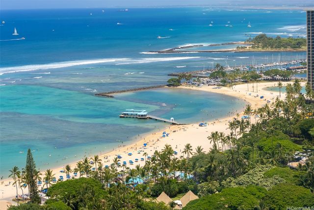 223 Saratoga Road 3501, Honolulu, HI 96815