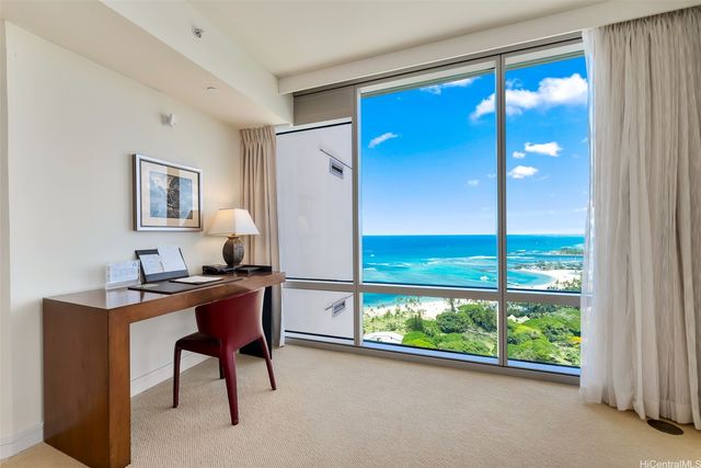 223 Saratoga Road 3501, Honolulu, HI 96815