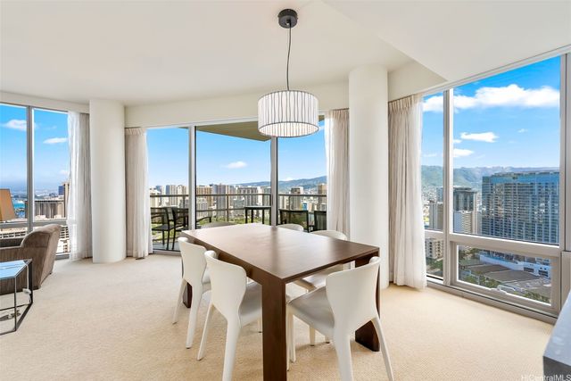 223 Saratoga Road 3501, Honolulu, HI 96815
