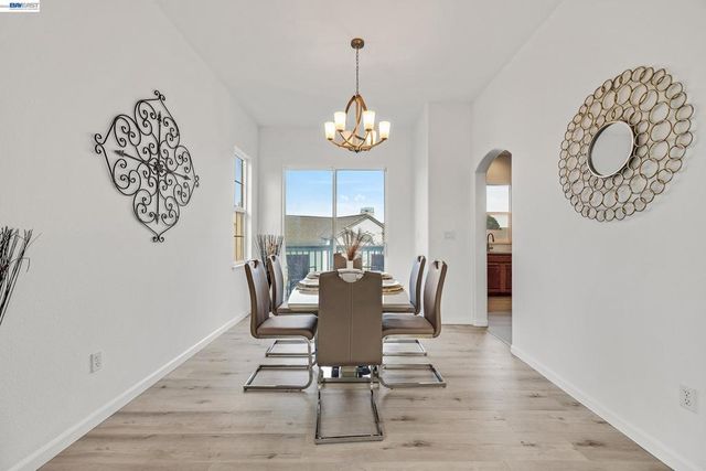 22 Buena Vista Rd, South San Francisco, CA 94080