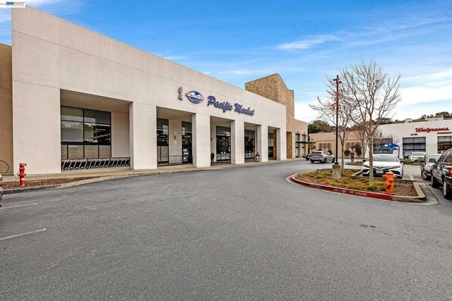 22 Buena Vista Rd, South San Francisco, CA 94080