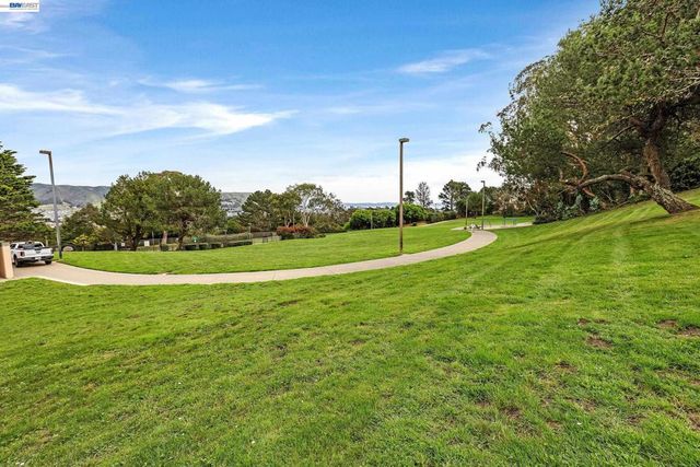 22 Buena Vista Rd, South San Francisco, CA 94080