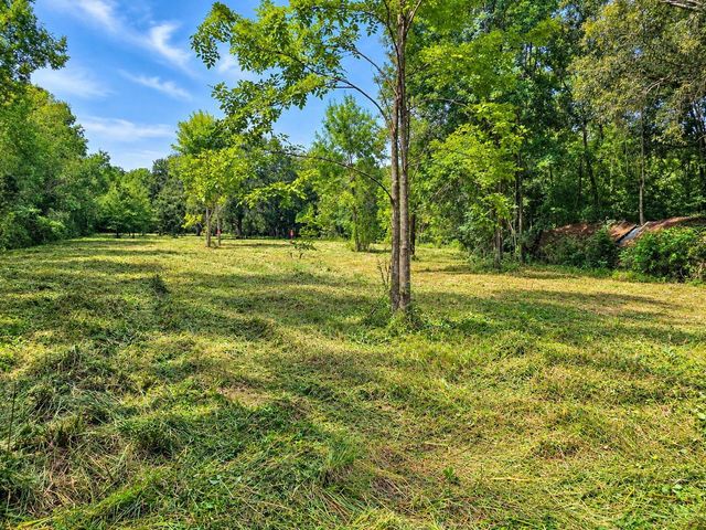 417 County Road 6881 N, Dayton, TX 77535