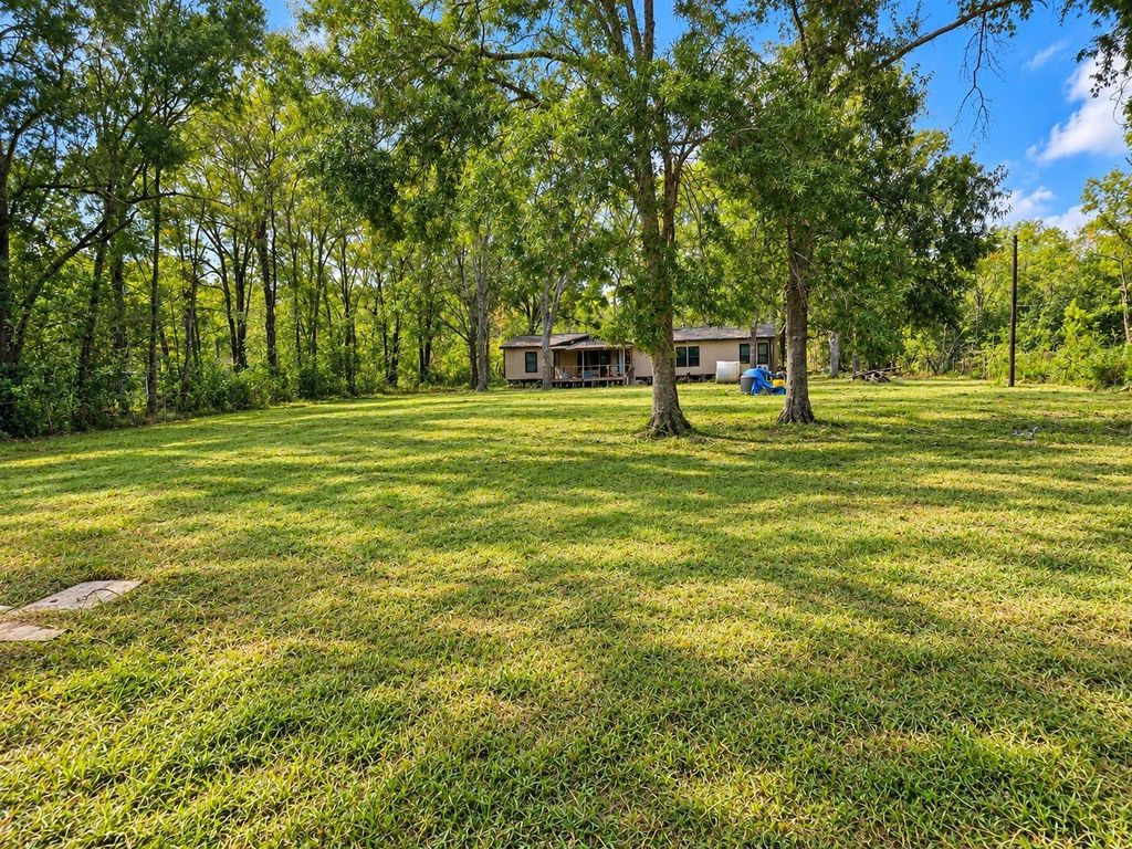 417 County Road 6881 N, Dayton, TX 77535