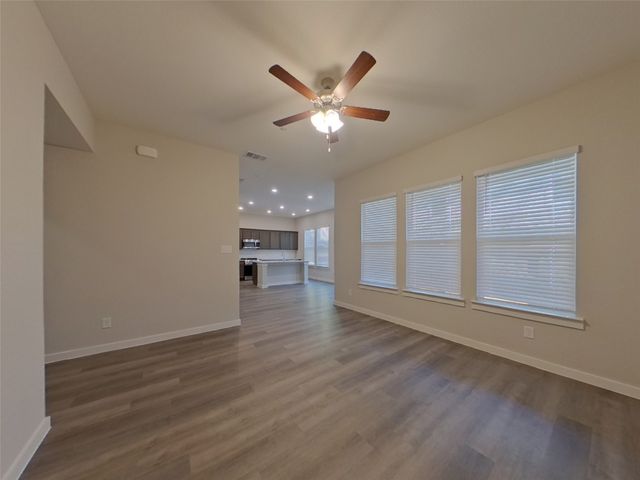 310 Lincoln Circle, Saginaw, TX 76179