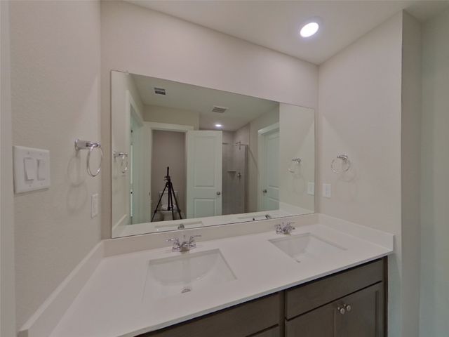 310 Lincoln Circle, Saginaw, TX 76179