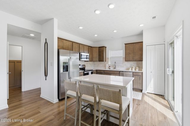 17110 Meander Way, Louisville, KY 40245