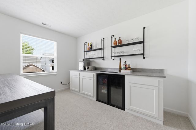 17110 Meander Way, Louisville, KY 40245