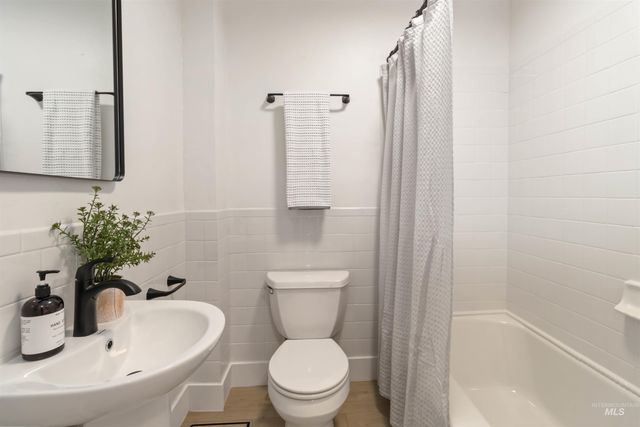 1113 N 20th St, Boise, ID 83702