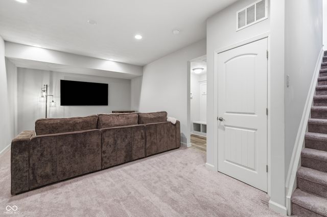 16067 Barringer Court, Westfield, IN 46074
