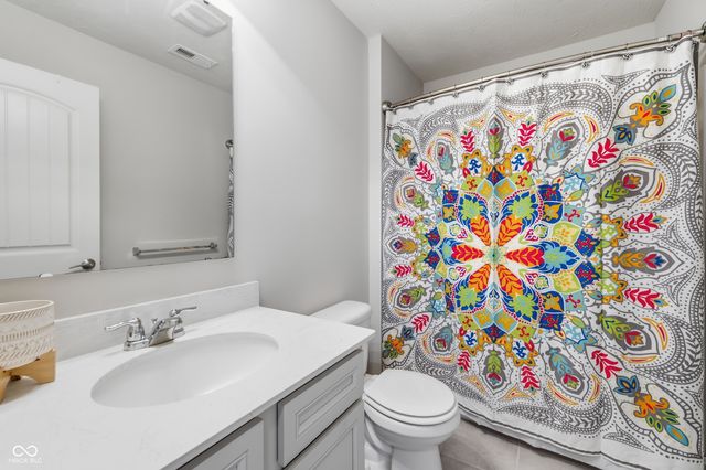 16067 Barringer Court, Westfield, IN 46074