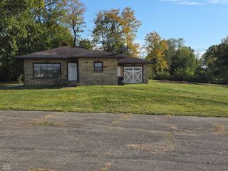 2919 W State Road 252, Trafalgar, IN 46181