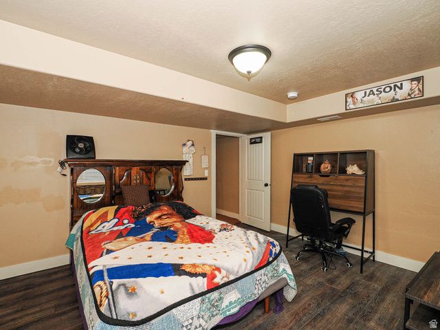10326 S MILLERTON DR, South Jordan, UT 84009