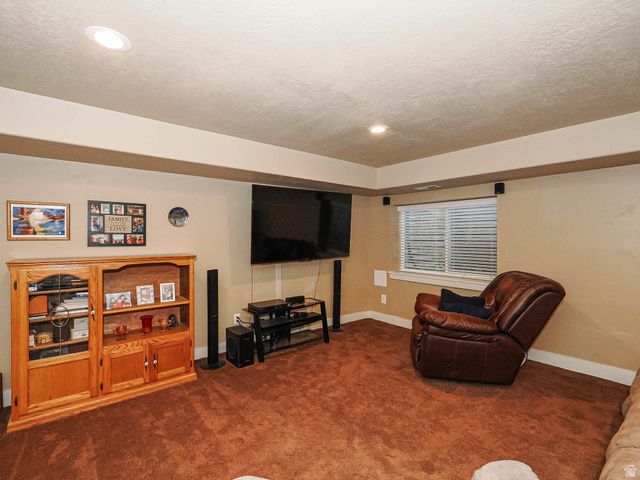 10326 S MILLERTON DR, South Jordan, UT 84009