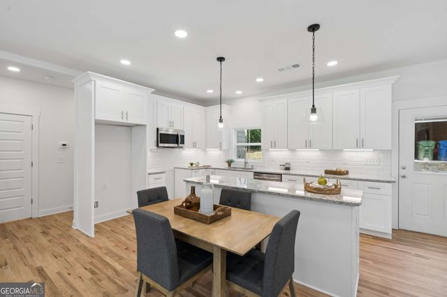 544 Westmeath Drive SW, Atlanta, GA 30310