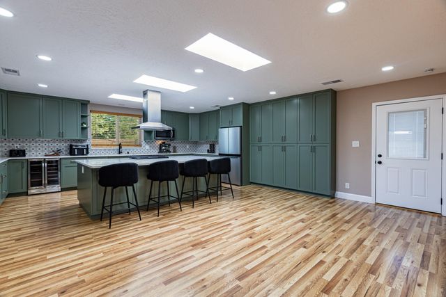 1763 Indian School Road NW, Albuquerque, NM 87104