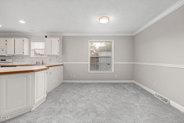 2850 Sanderford Road, Raleigh, NC 27610