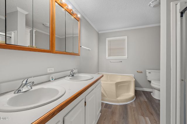 2850 Sanderford Road, Raleigh, NC 27610